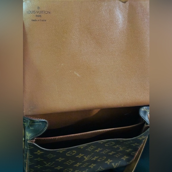 Louis Vuitton Monogram Cartouchiere GM - Picture 4 of 9